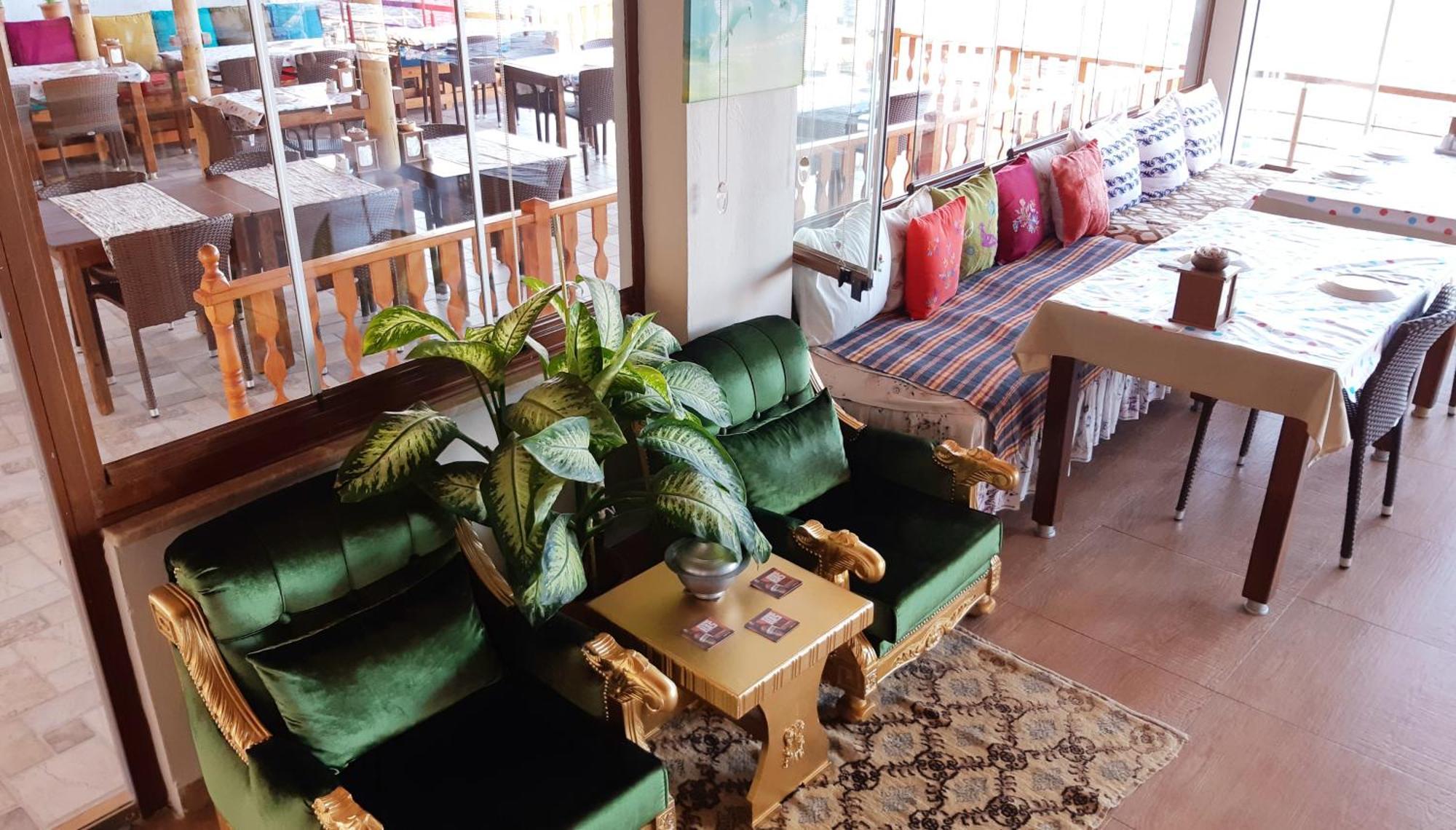 Sokakagzi Assos Nazan Motel Restoran Beach מראה חיצוני תמונה