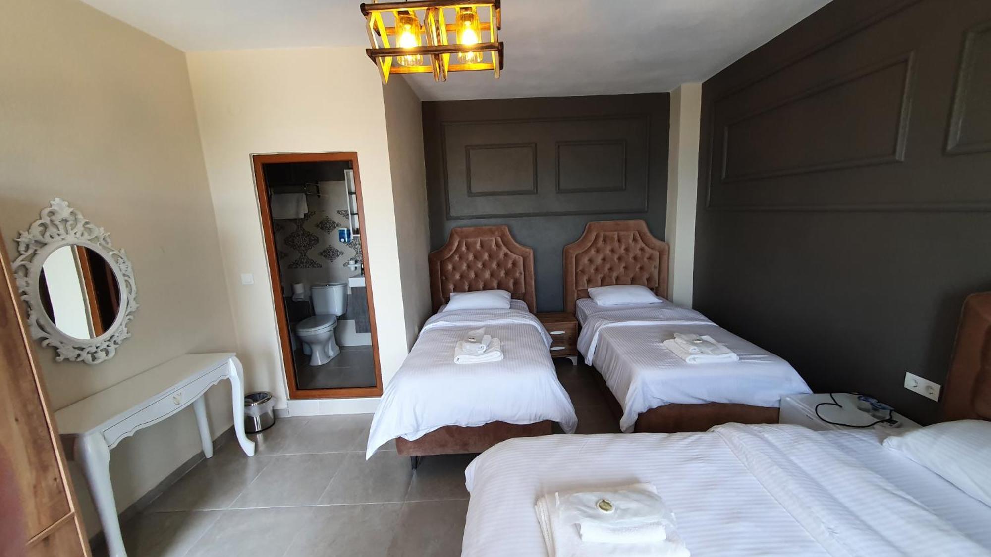 Sokakagzi Assos Nazan Motel Restoran Beach חדר תמונה