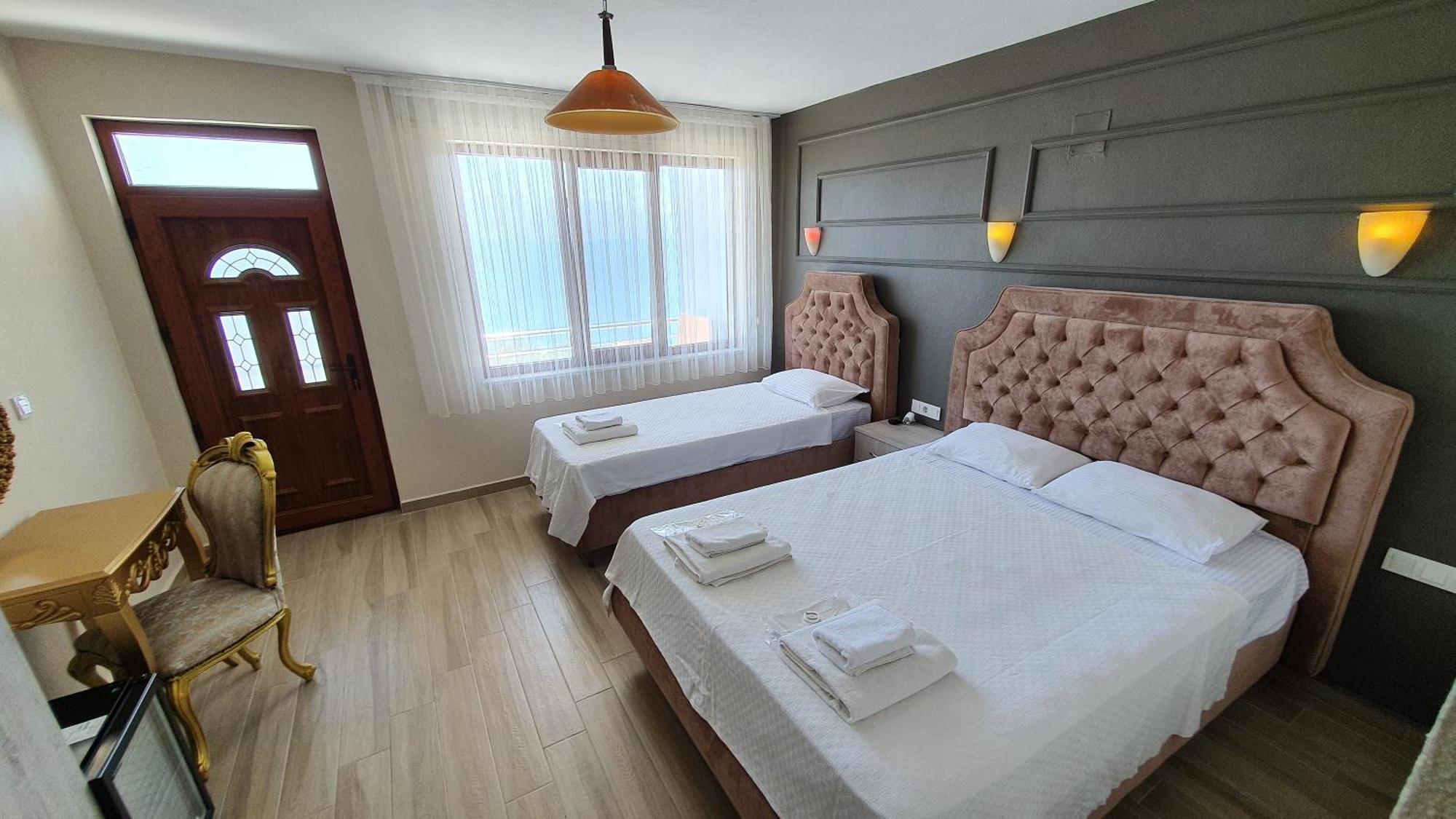 Sokakagzi Assos Nazan Motel Restoran Beach חדר תמונה